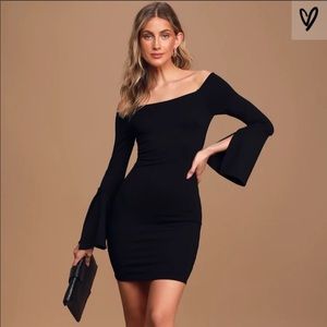 Black Off-the-Shoulder Long Sleeve Bodycon Dress